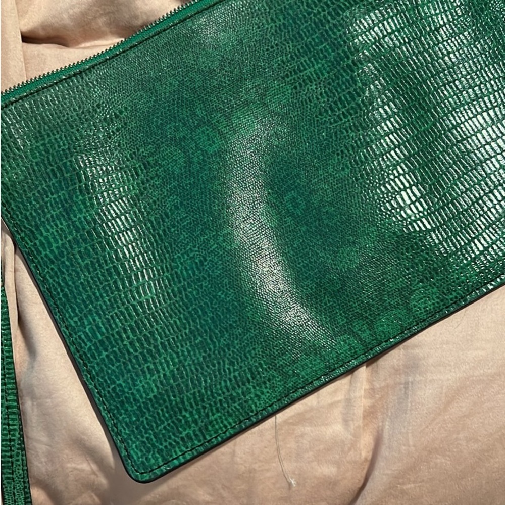 Wristlet